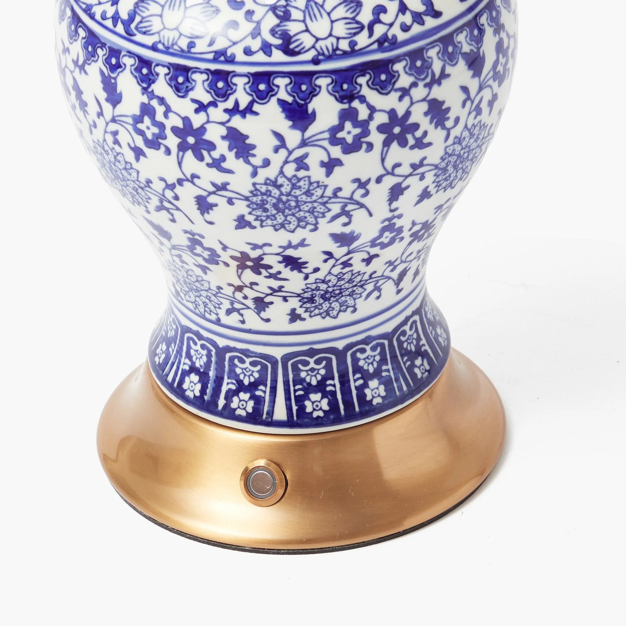 Chinoiserie Rechargeable Lamp with Cream Shade (22cm) - Image 11