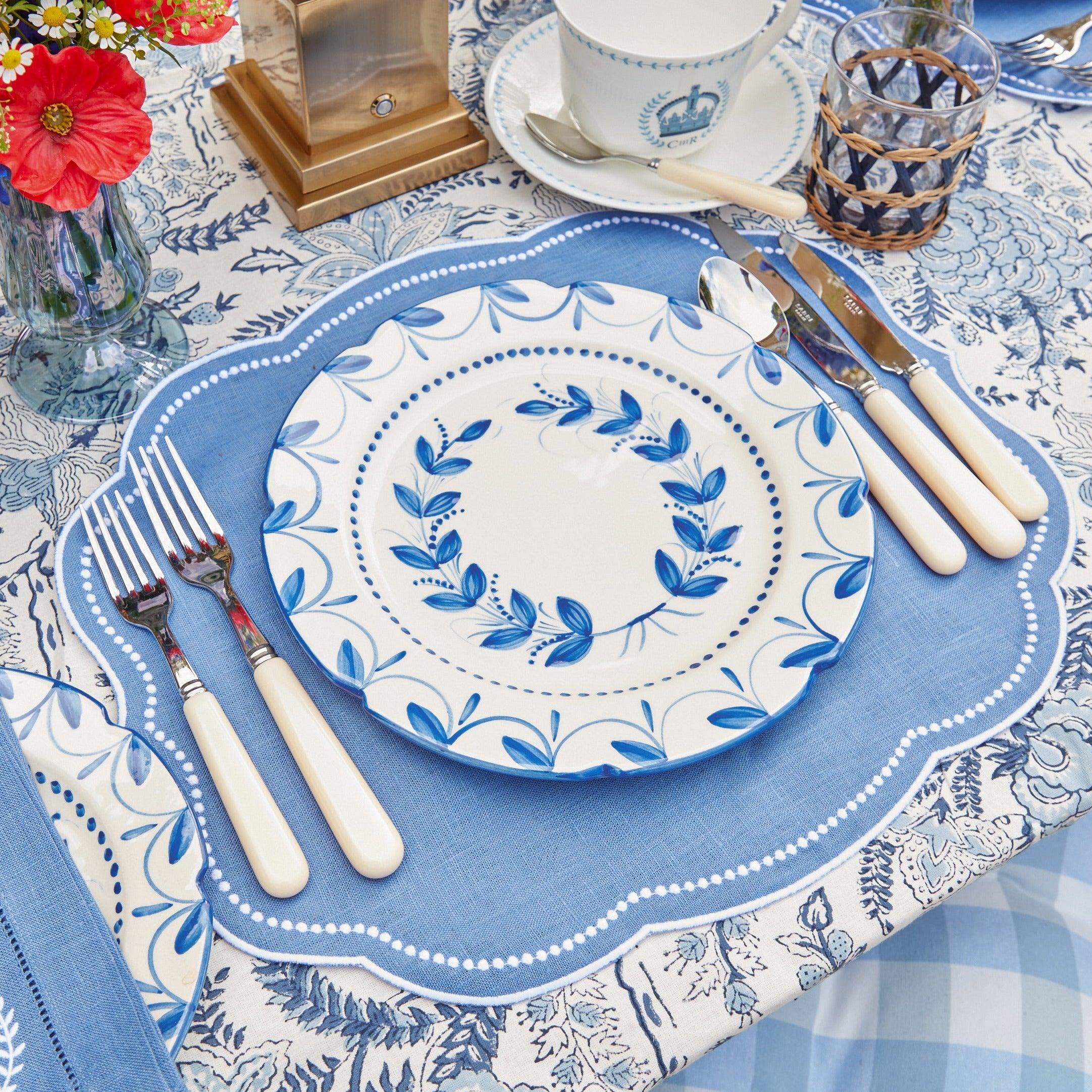 Elizabeth Blue Garland Dinner Plates (Set of 4) - Image 21