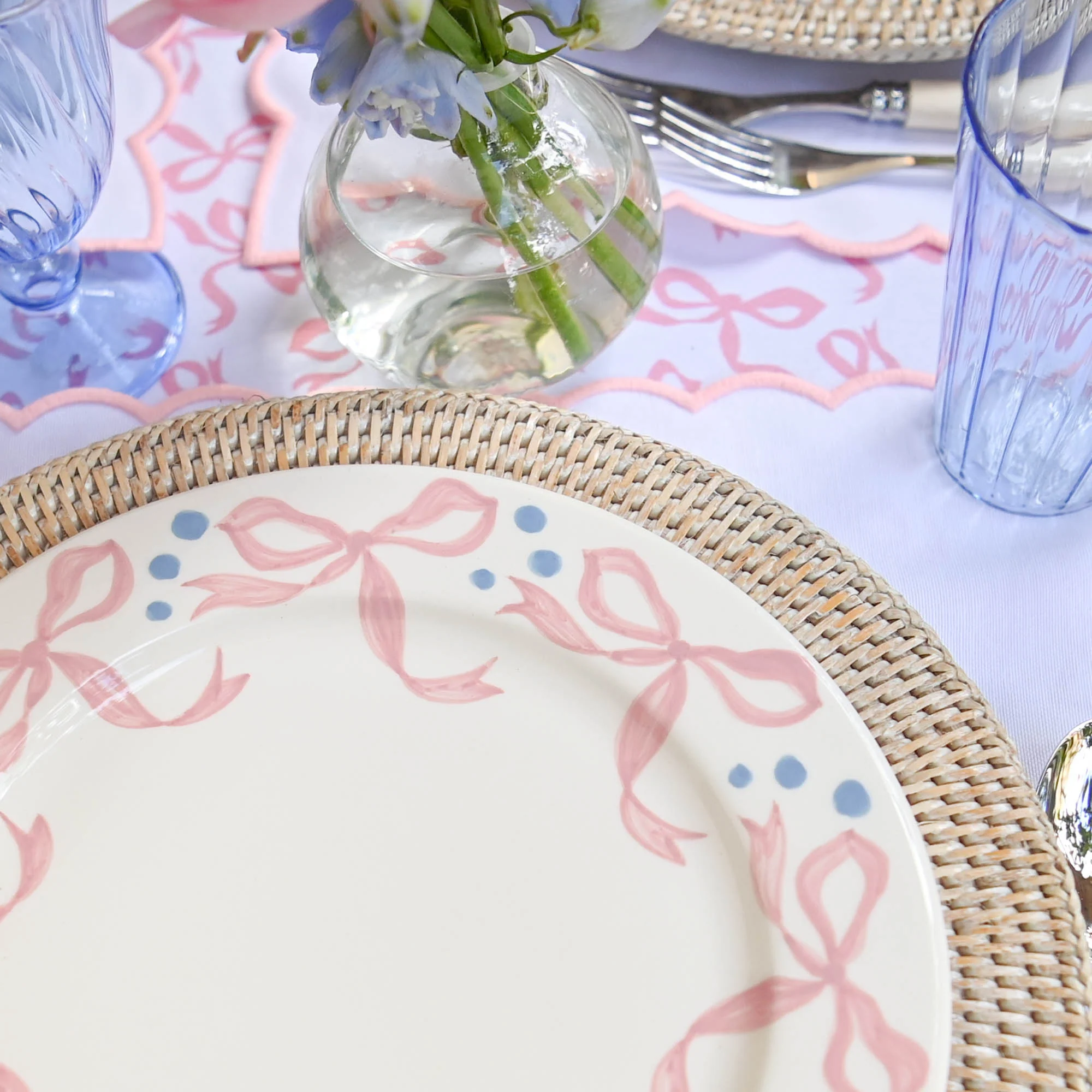 Harley's Bow Dinner Plate - Image 2