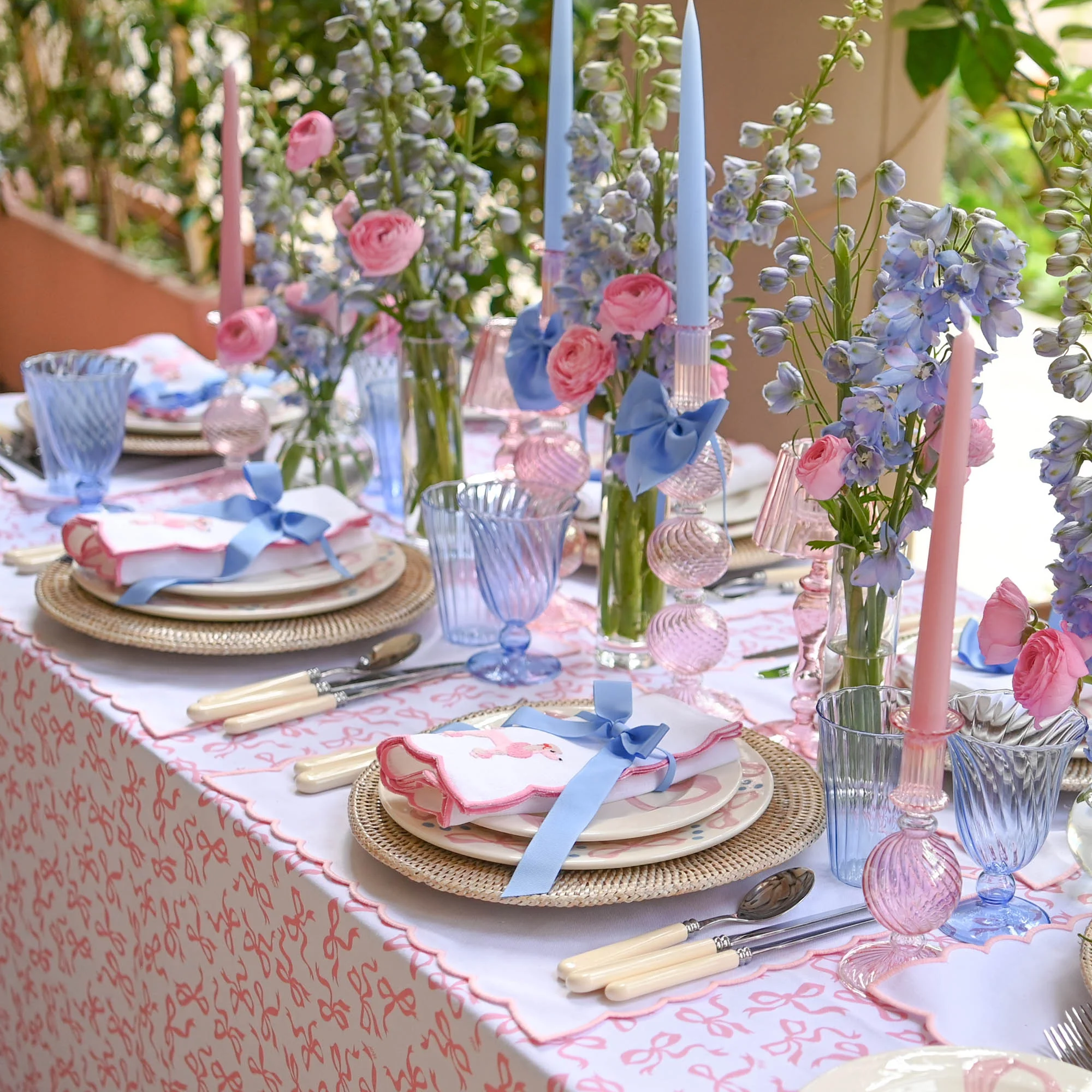 Harley's Bow Dinner Plate - Image 3