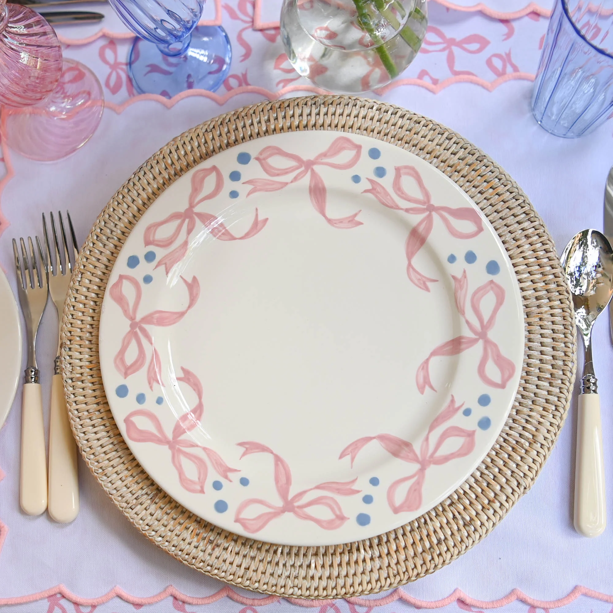 Harley's Bow Dinner Plate - Image 5