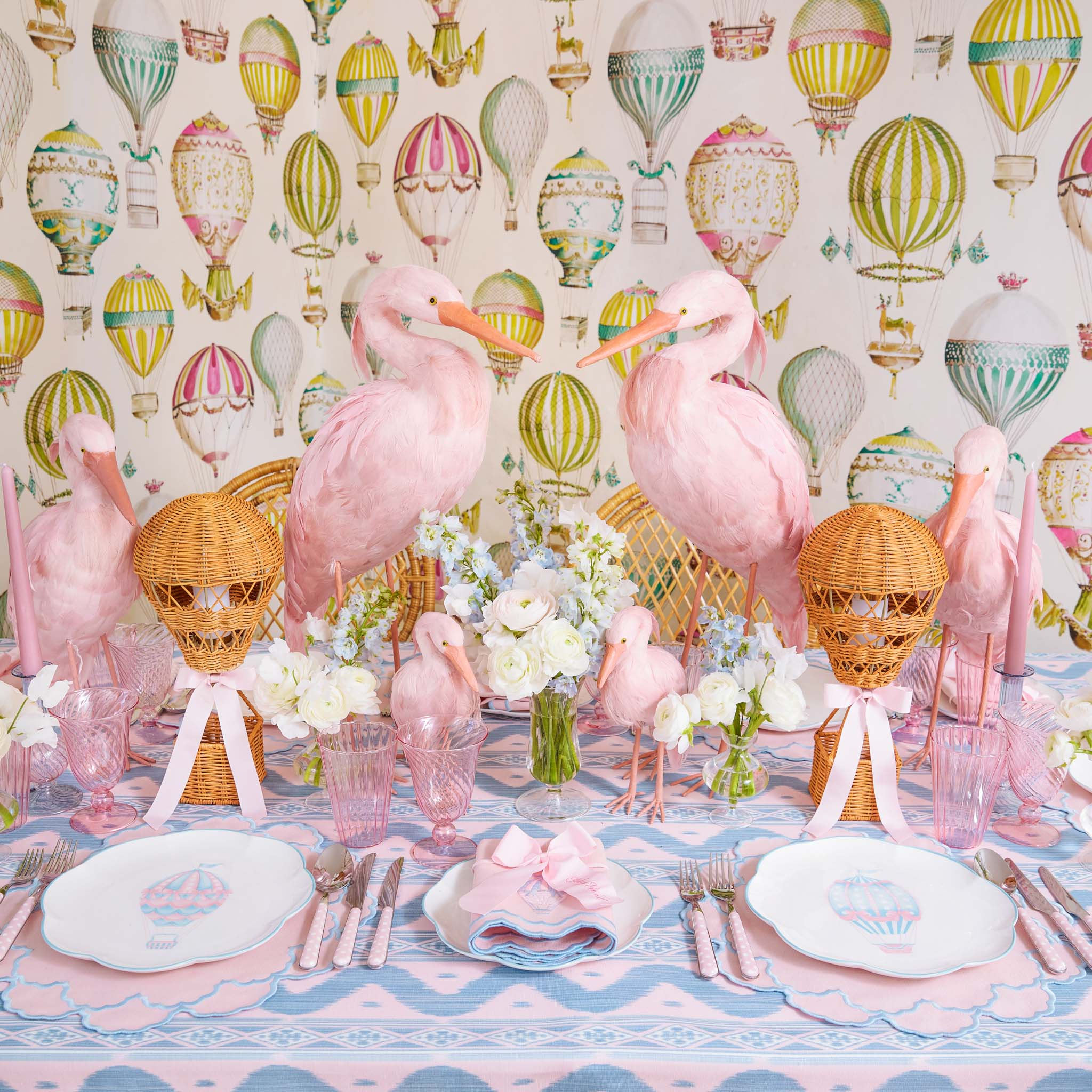 Hot Air Balloon Rechargeable Lamp with Pink Bow - Image 4