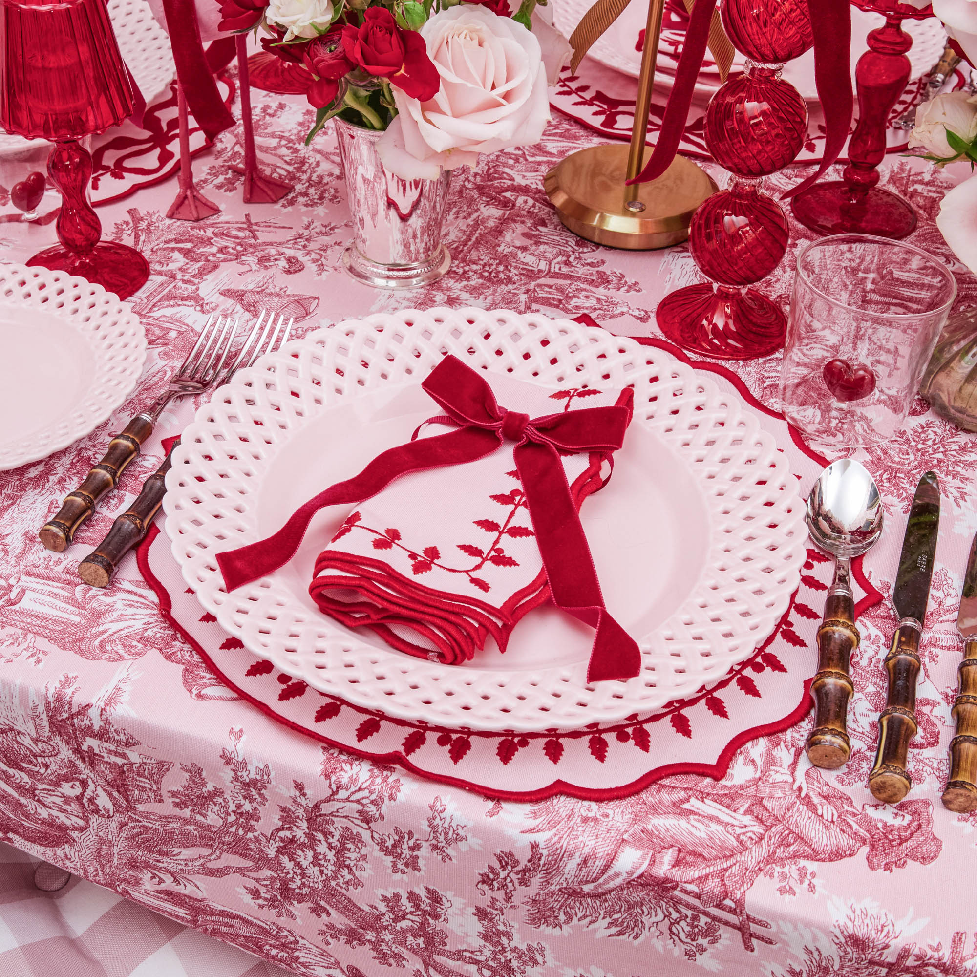 Pink Isla Toile Tablecloth - Image 3