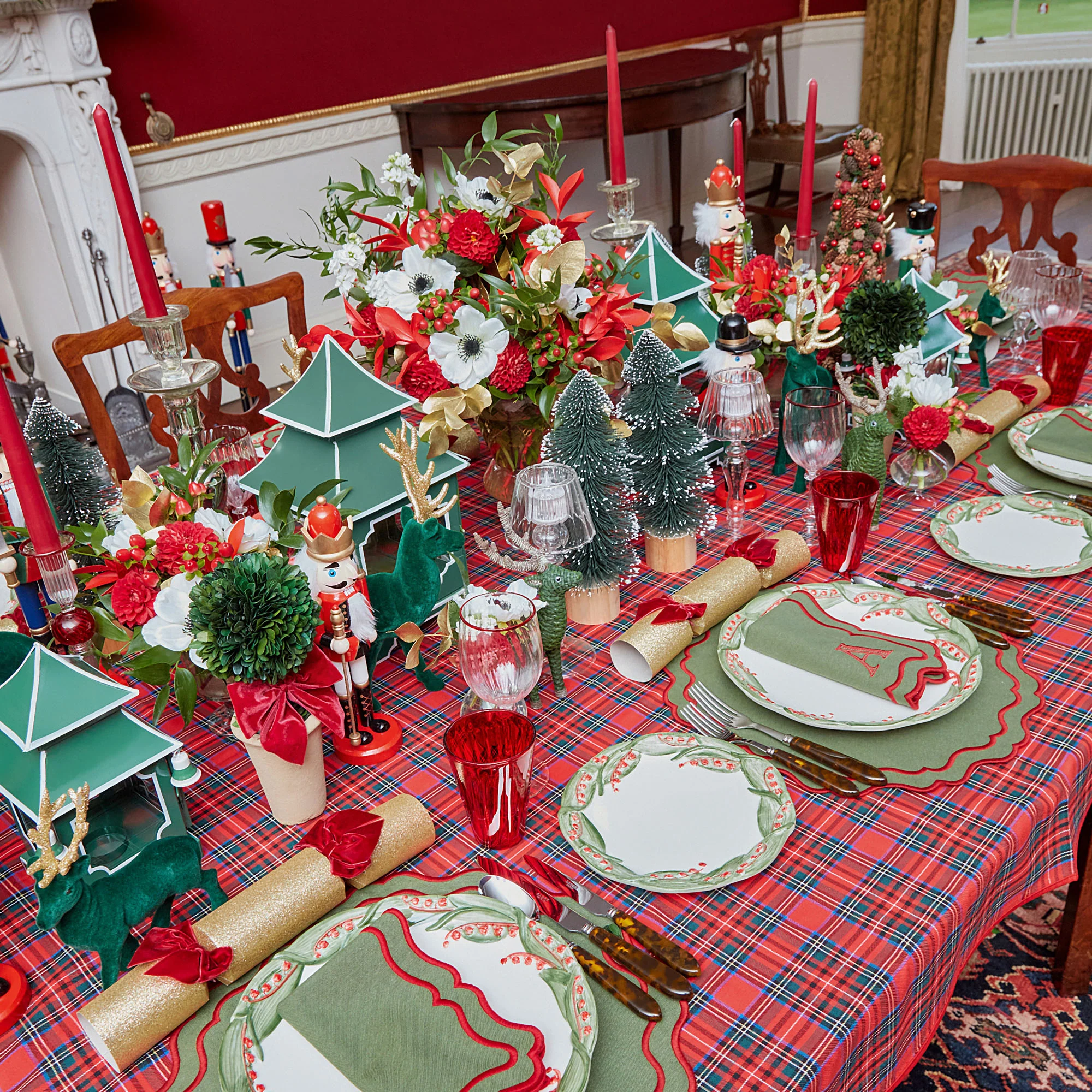 Green & Red Katherine Placemats & Napkins (Set of 4) - Image 13