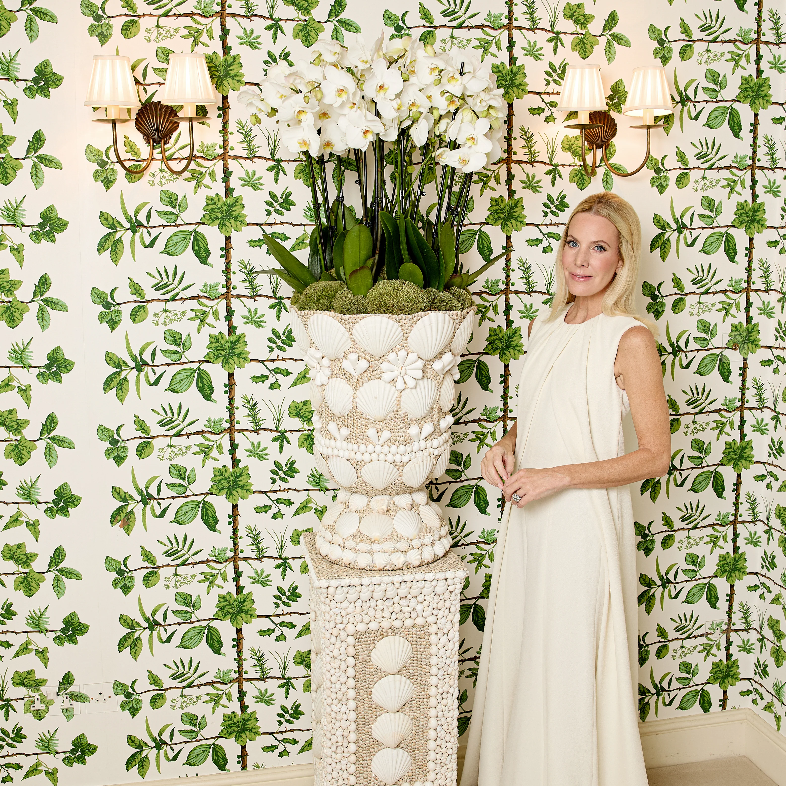 Large Mixed Shell Urn & Pedestal - Image 3