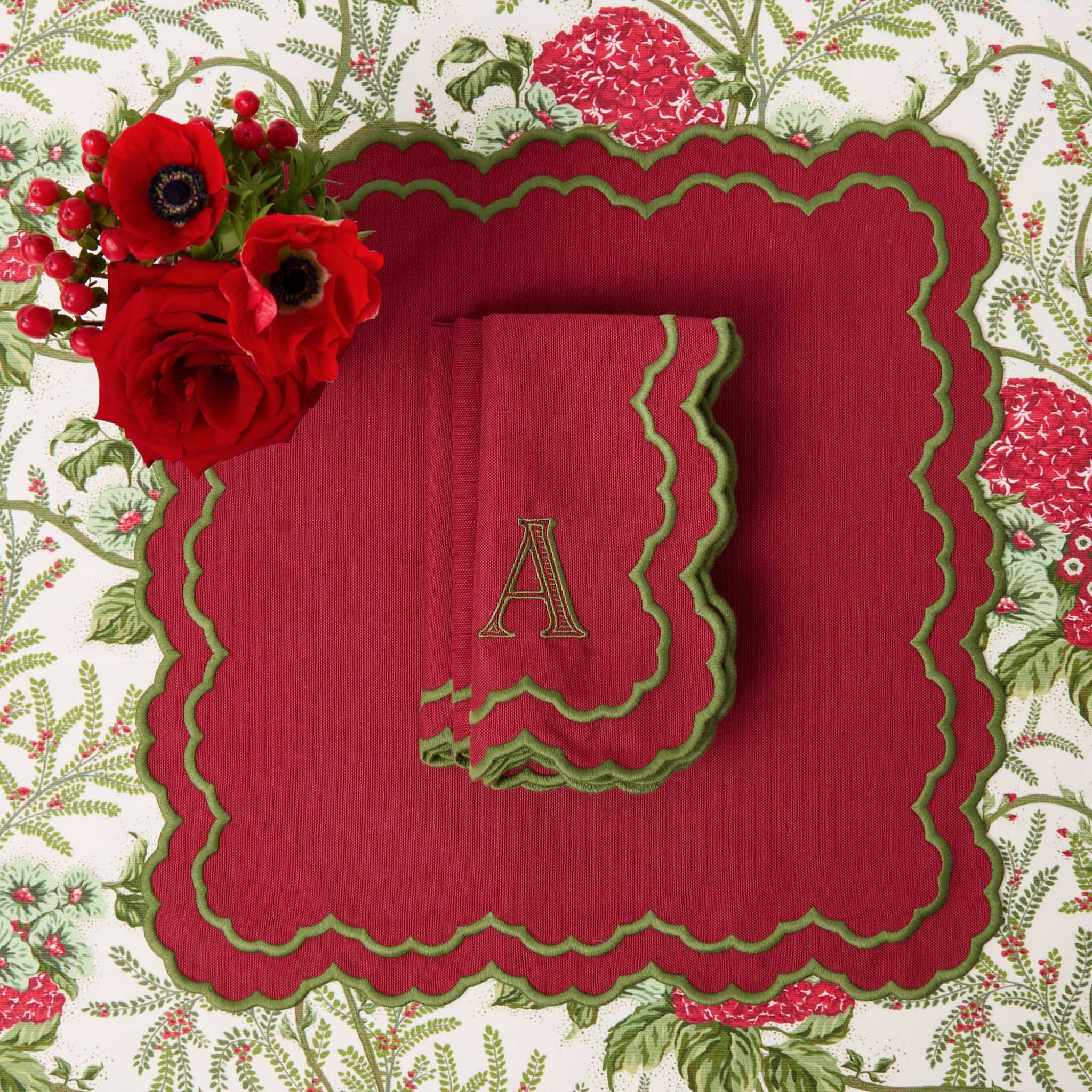 Red & Green Lily Napkins (Set of 4) - Image 7