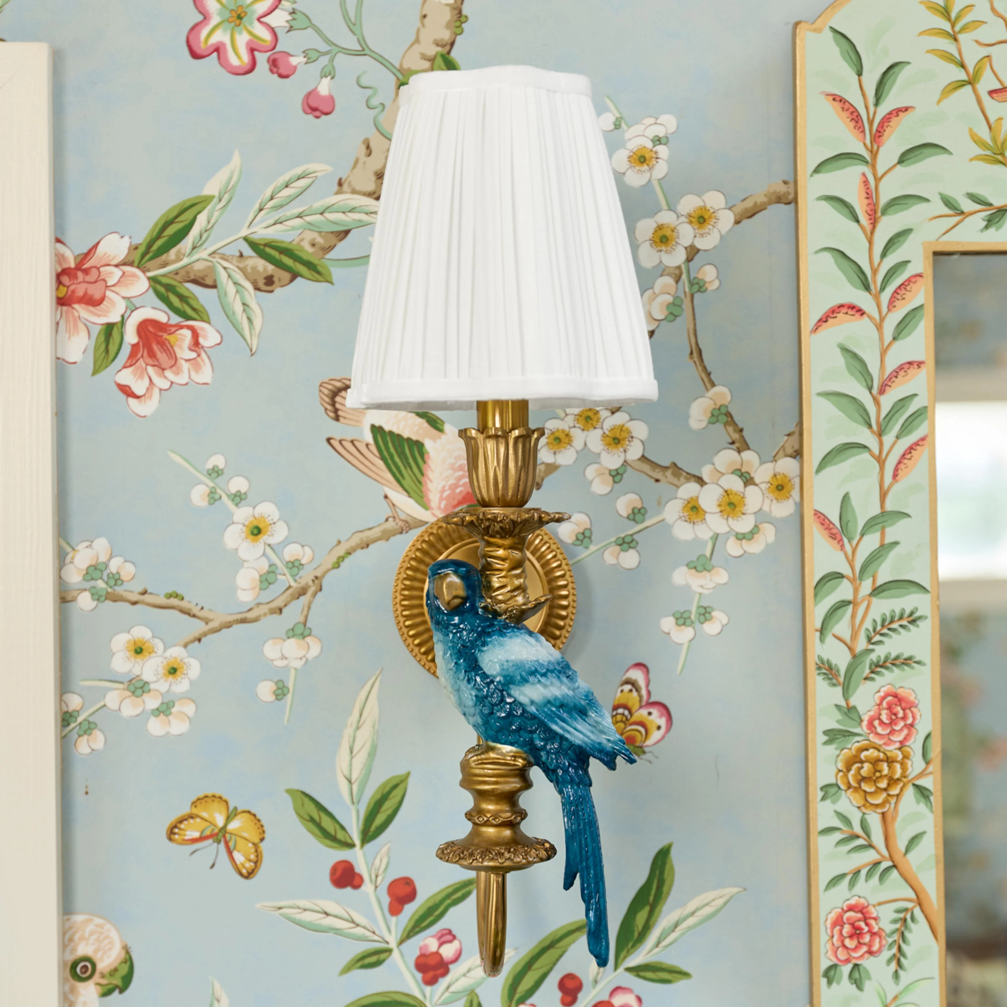 Blue Parrot Rechargeable Wall Light with Cream Pleated Shade (14cm) - Image 2