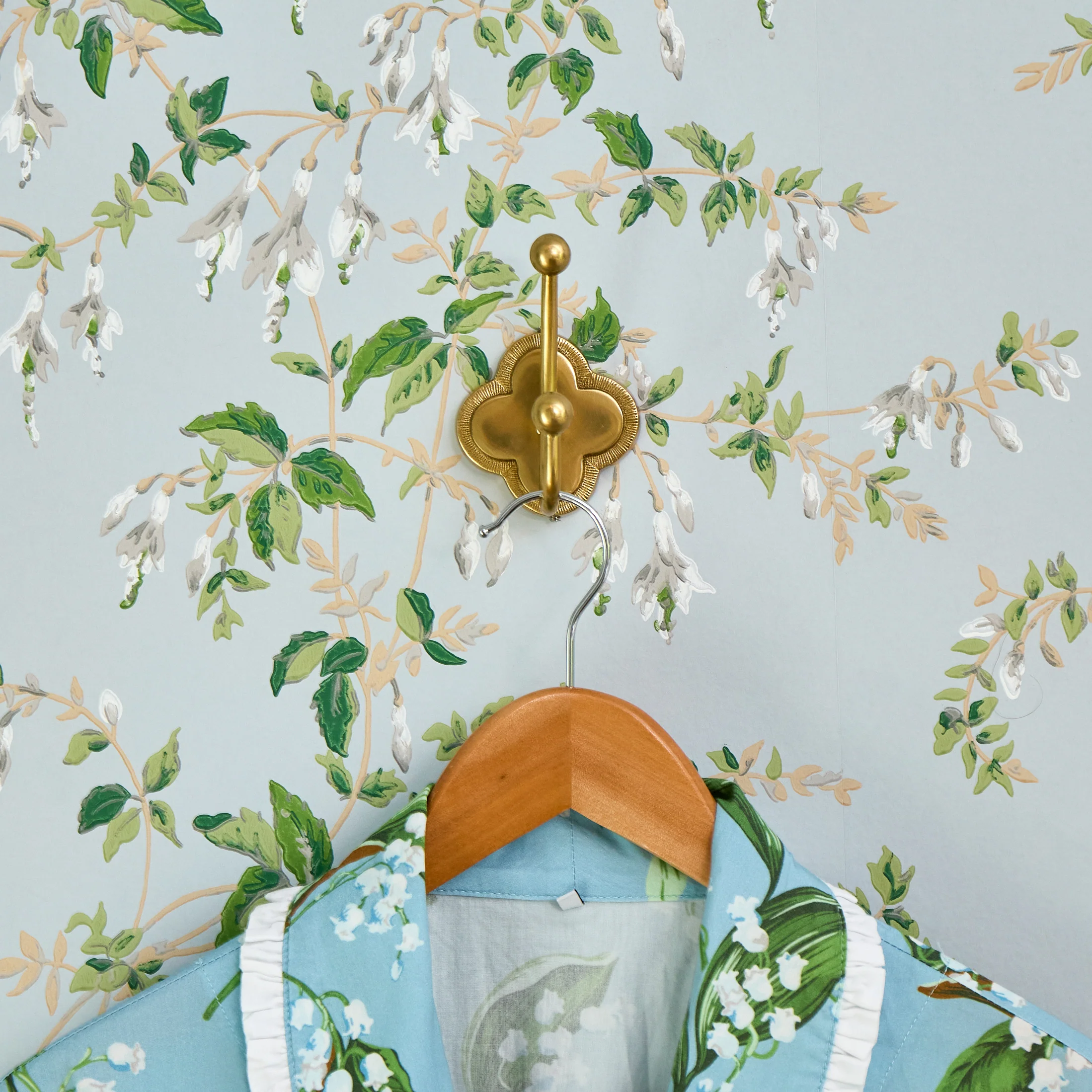 Quatrefoil Brass Hook - Image 4