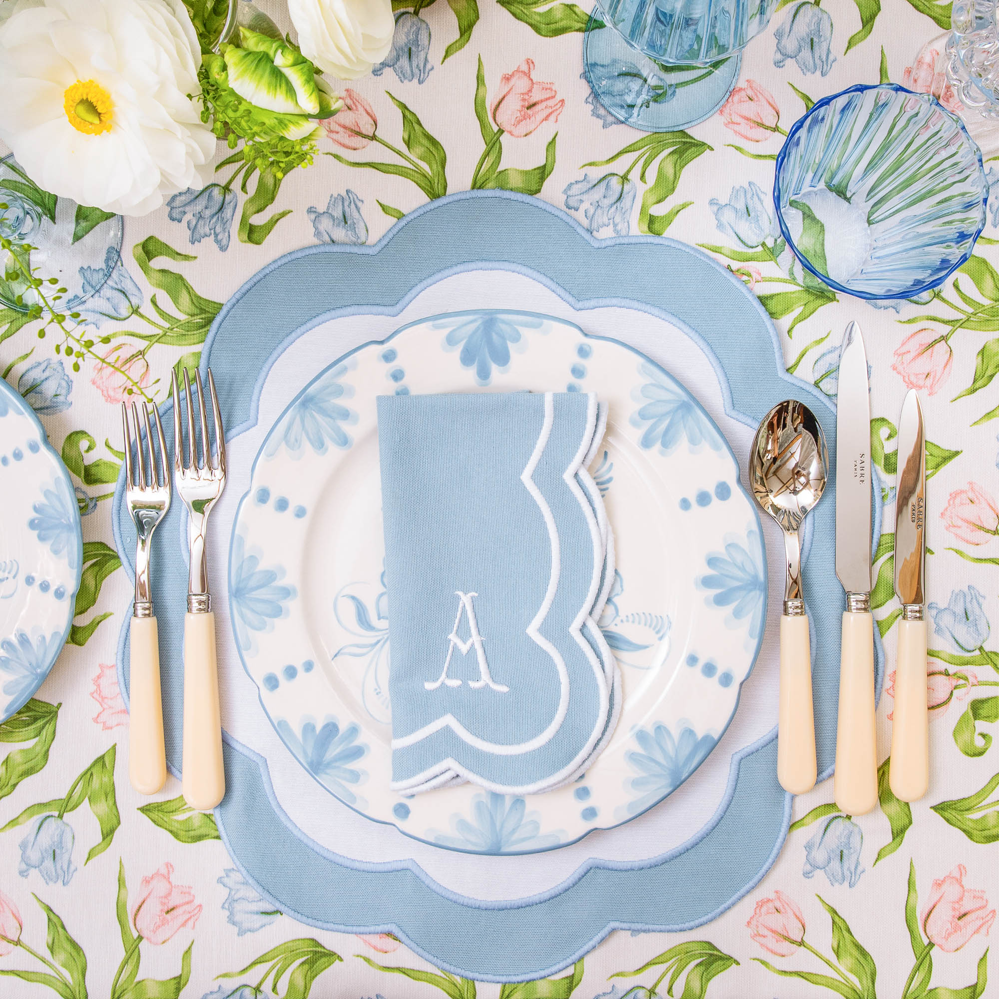 Seville Blue Gardênia Dinner Plate - Image 4