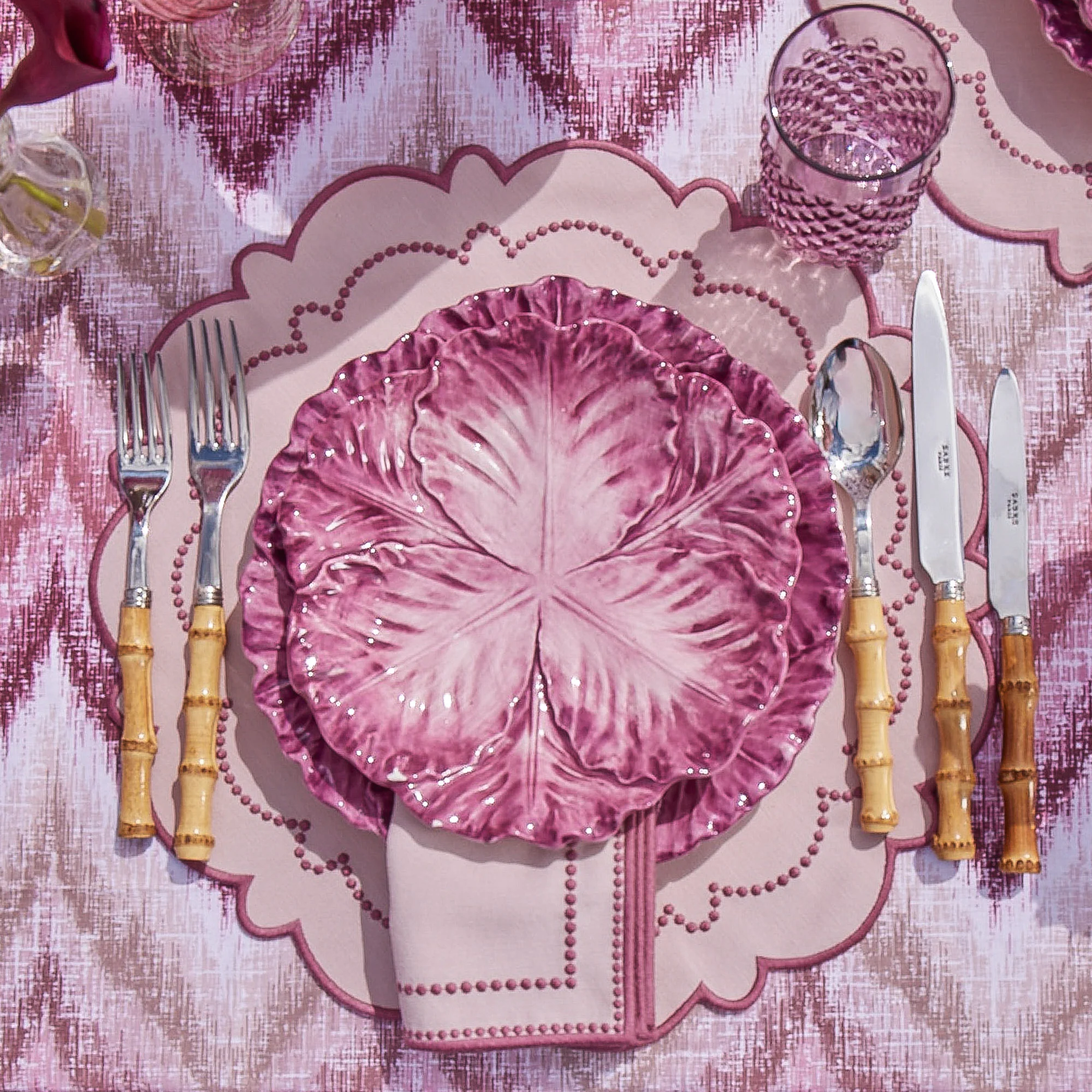 Aubergine Serena Cabbage Dinner & Starter Plates (Set of 8) - Image 26