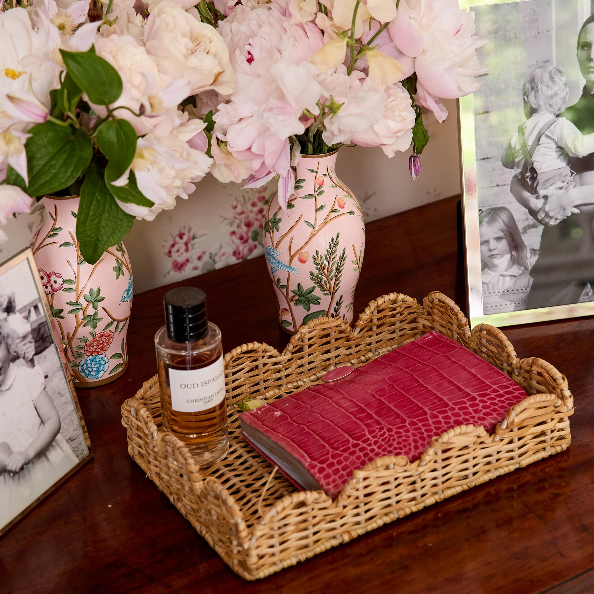 Natural Small Scalloped Rattan Tray - Image 4
