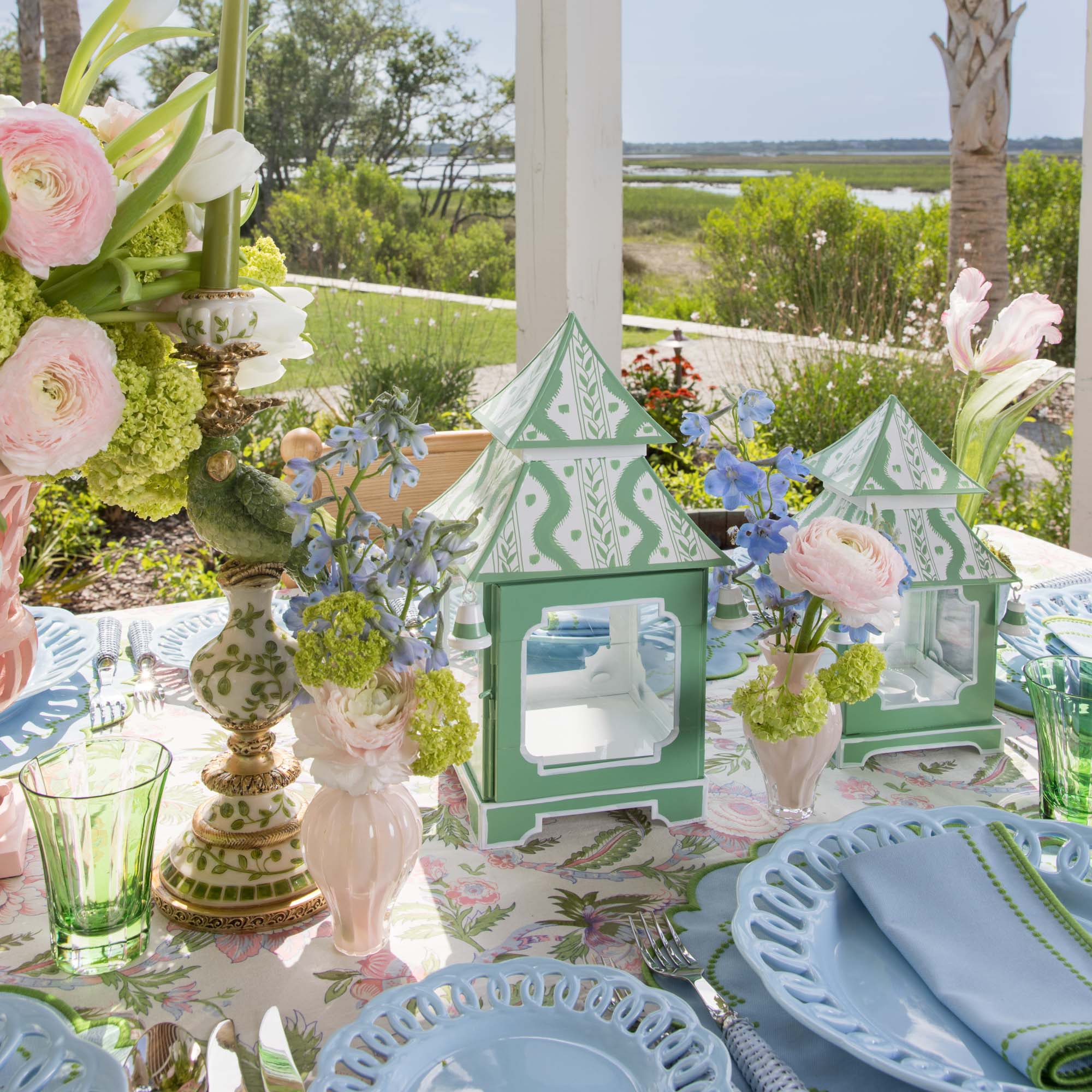 Soft Blue Lace Dinner & Starter Plates (Set of 8) - Image 8
